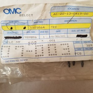 OMC Tee fitting 325564 0325564  — (NOS)